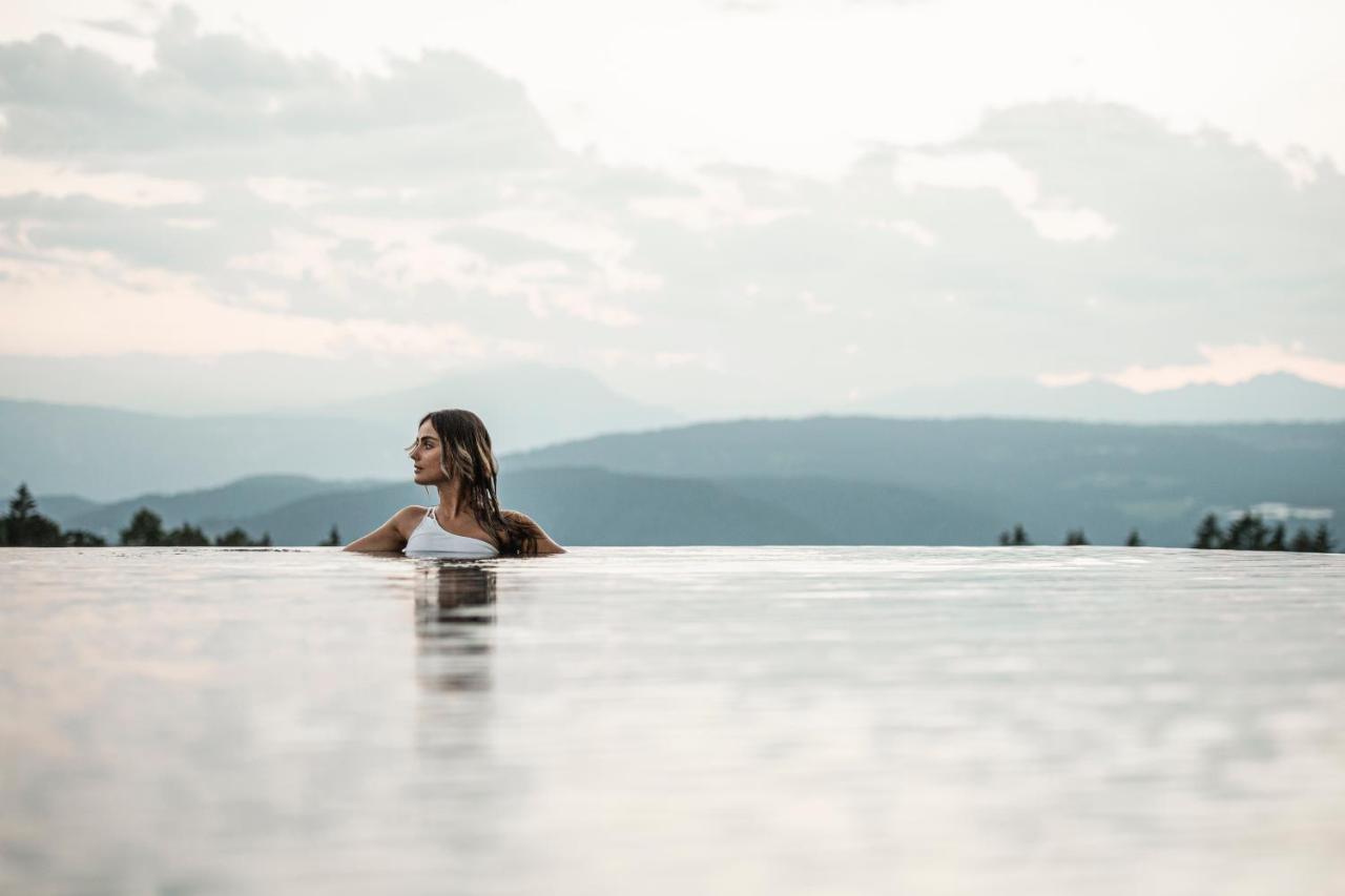 Aeon Hotel - Adults Only Bed & Breakfast Oberbozen Buitenkant foto