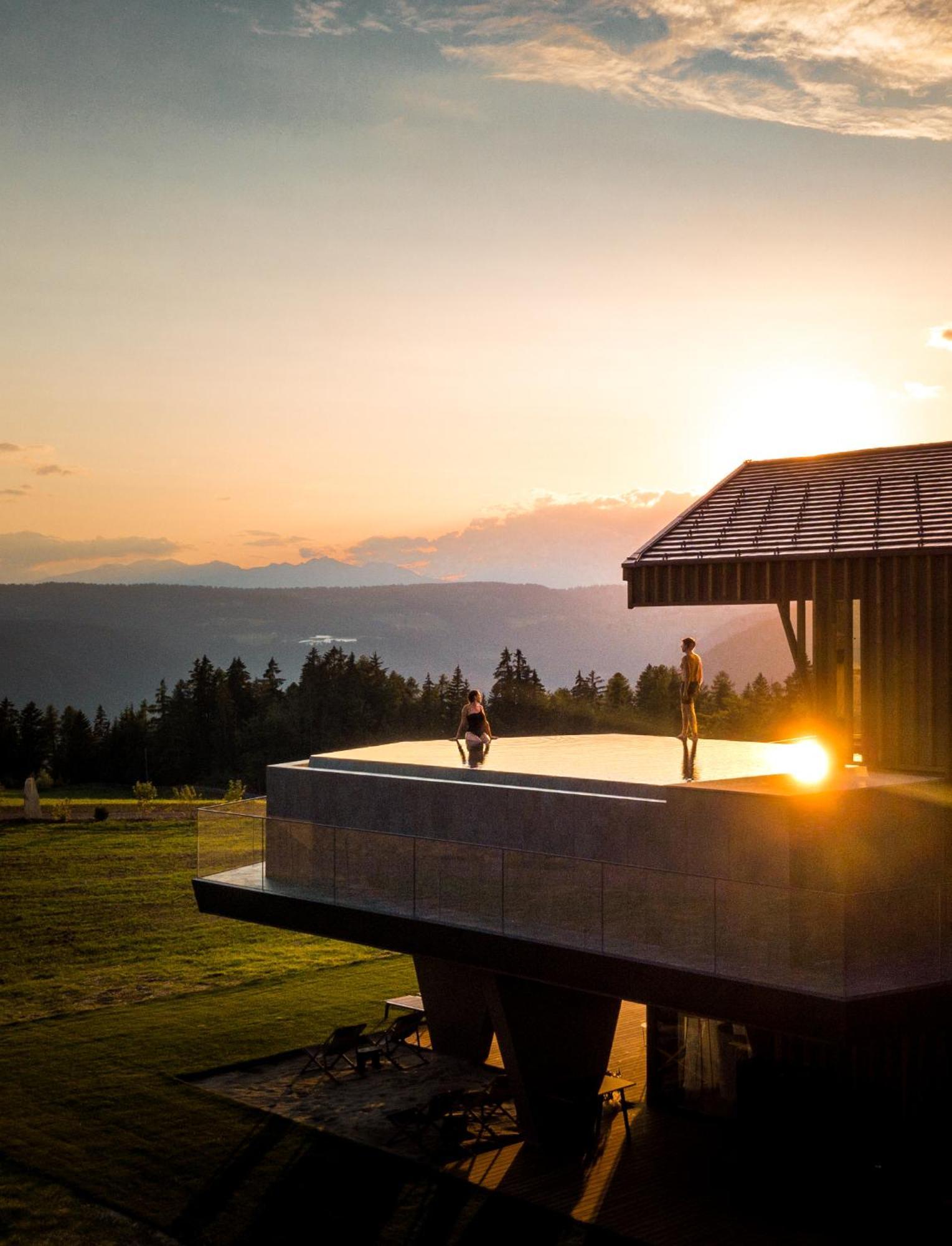 Aeon Hotel - Adults Only Bed & Breakfast Oberbozen Buitenkant foto